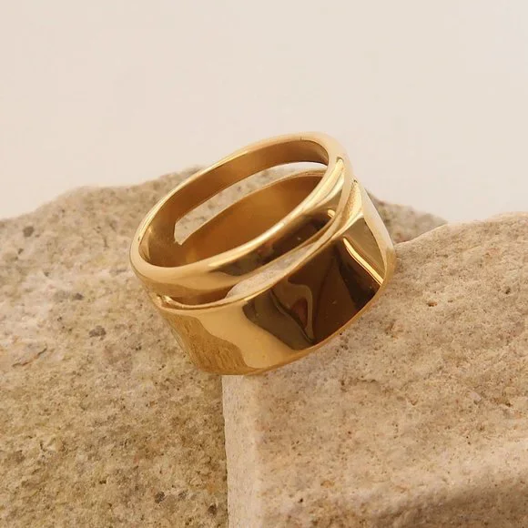 NEW 18K Gold Plated Chunky Layer Ring - Picture 2 of 9